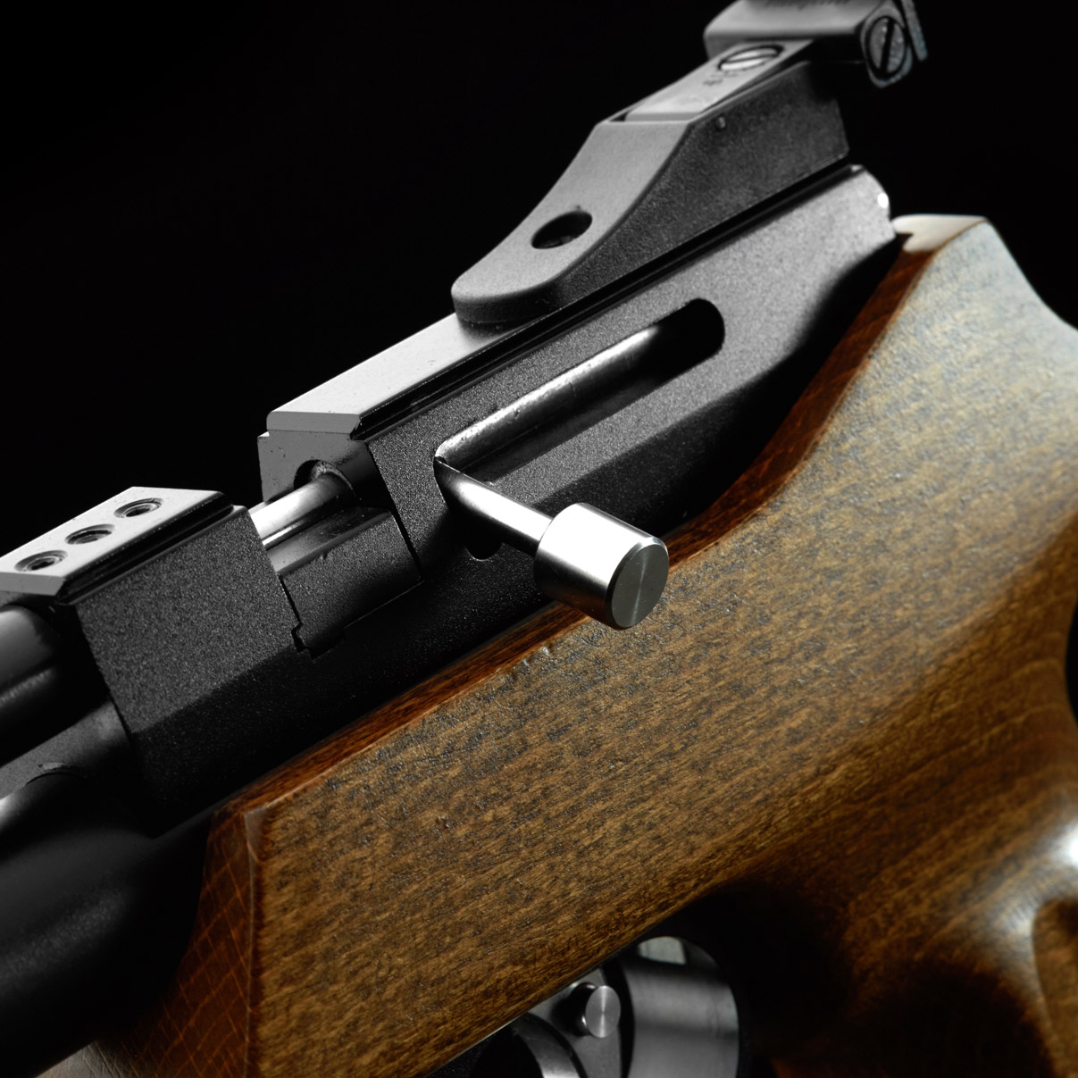 Pistola de Pressão PCP Artemis PP800R Target 5.5mm com Válvula Reguladora Ajuste Gatilho Competição - Imagem 2